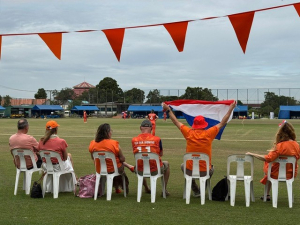 Het meegereisde oranje publiek
